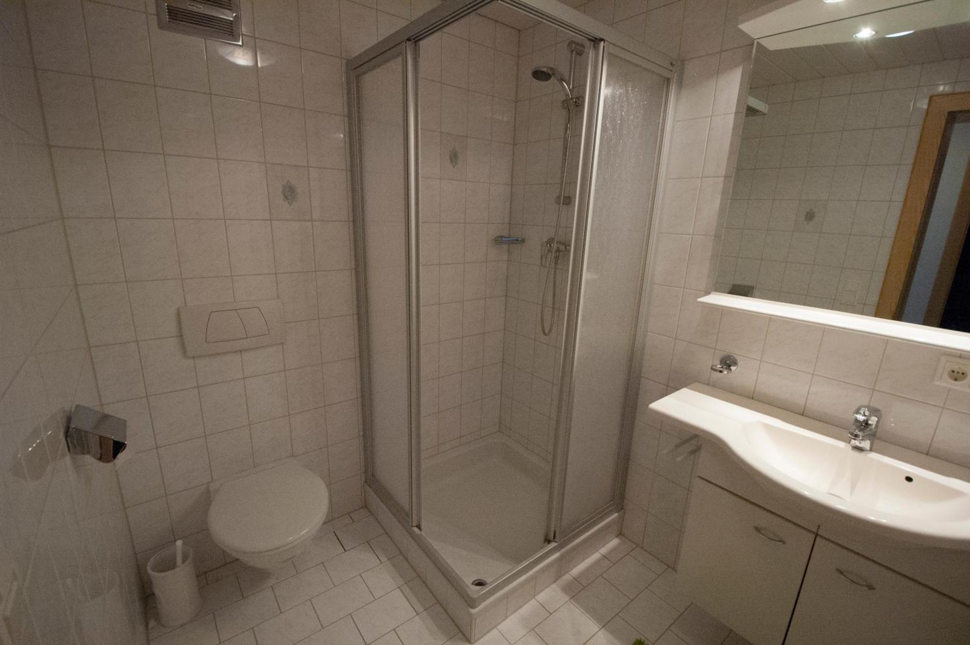 דירות ברוואנג Haus Resi חדר תמונה